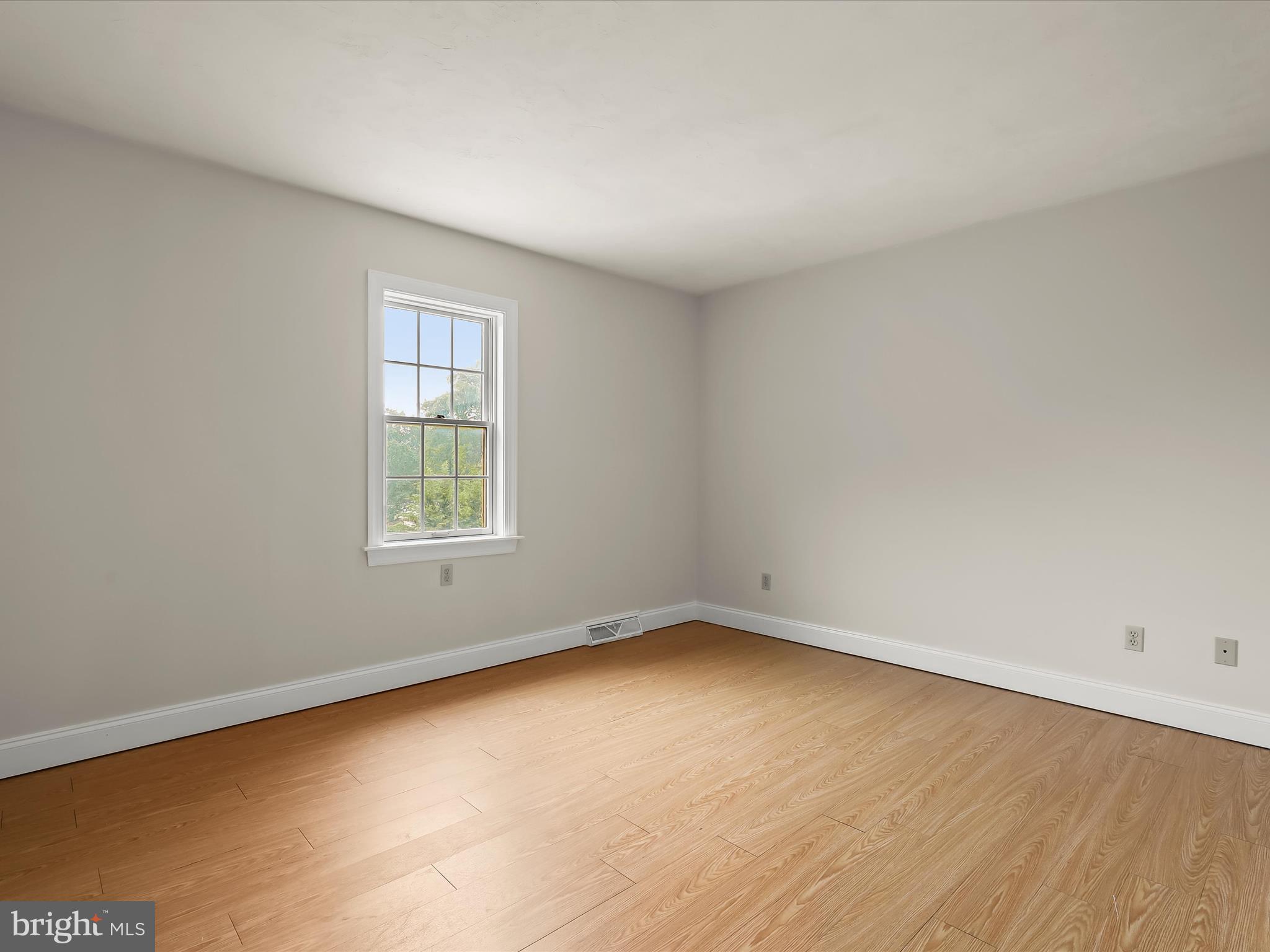 1020 Woodridge Road Red Lion, PA 17356 - Photo 24 of 43 Bedroom