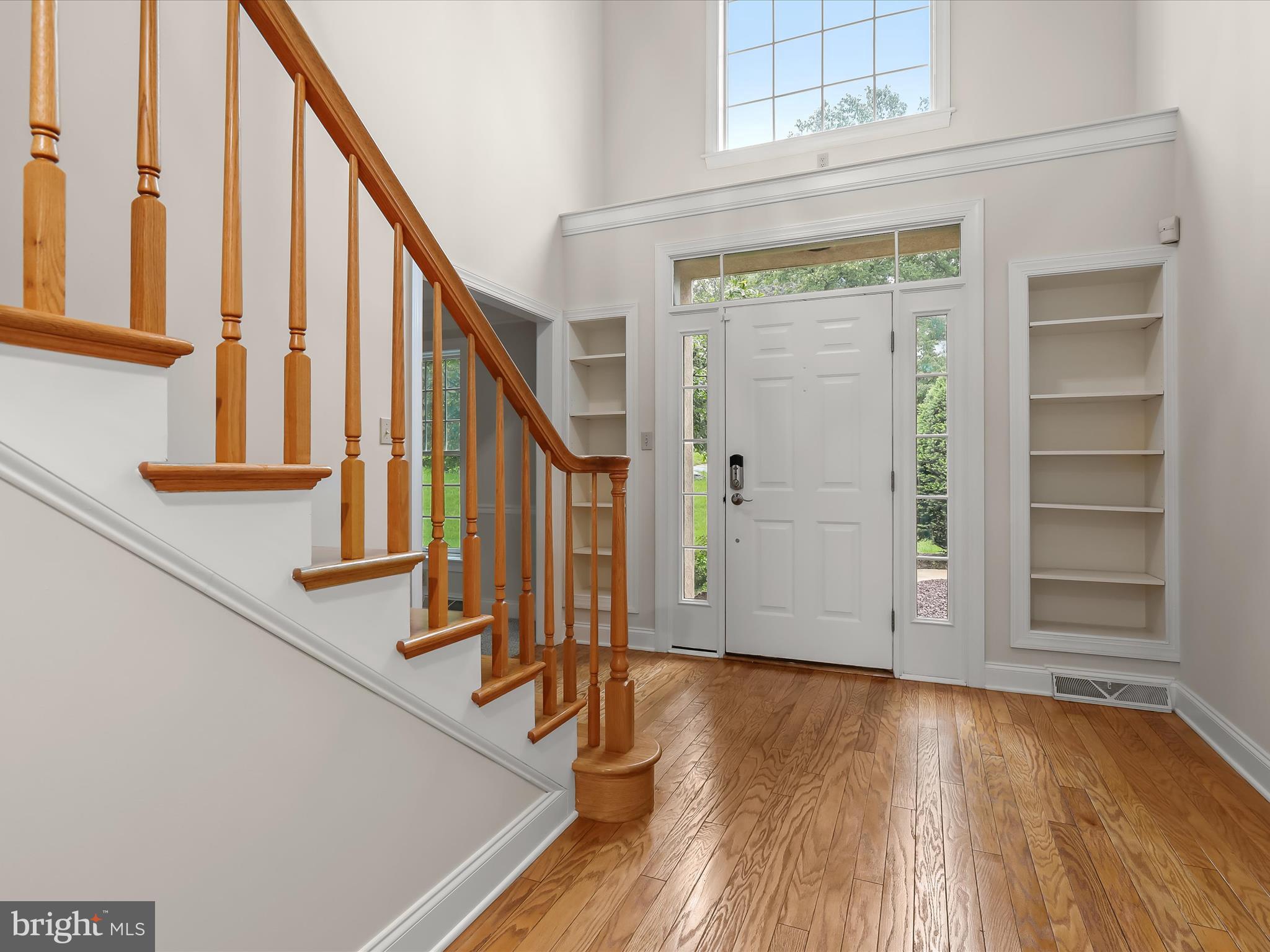 1020 Woodridge Road Red Lion, PA 17356 - Photo 6 of 43 Two-Story Foyer