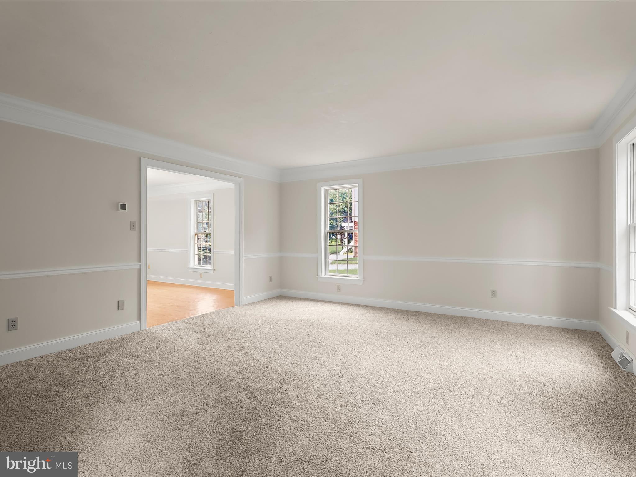 1020 Woodridge Road Red Lion, PA 17356 - Photo 7 of 43 Living Room