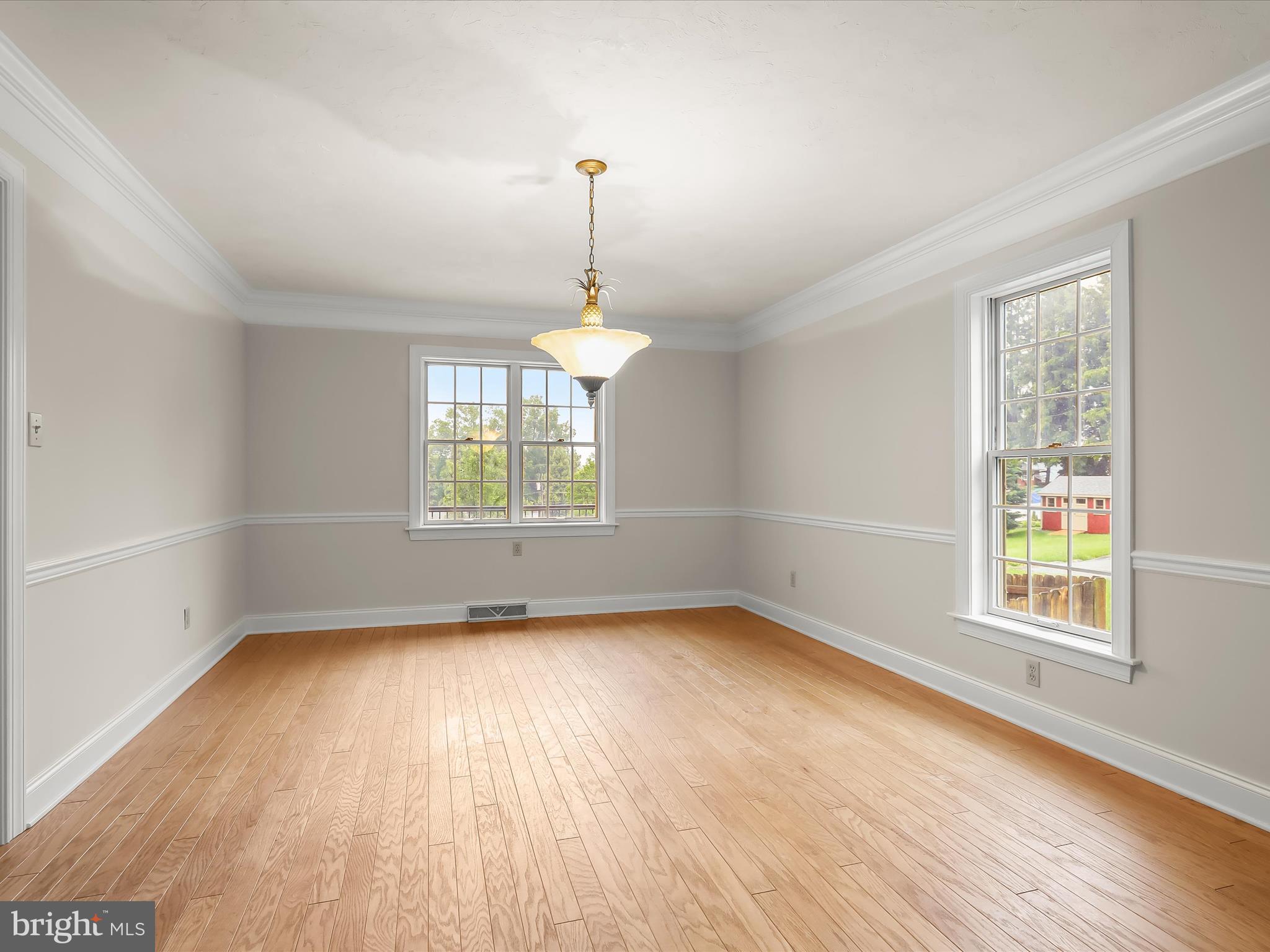 1020 Woodridge Road Red Lion, PA 17356 - Photo 9 of 43 Dining Room