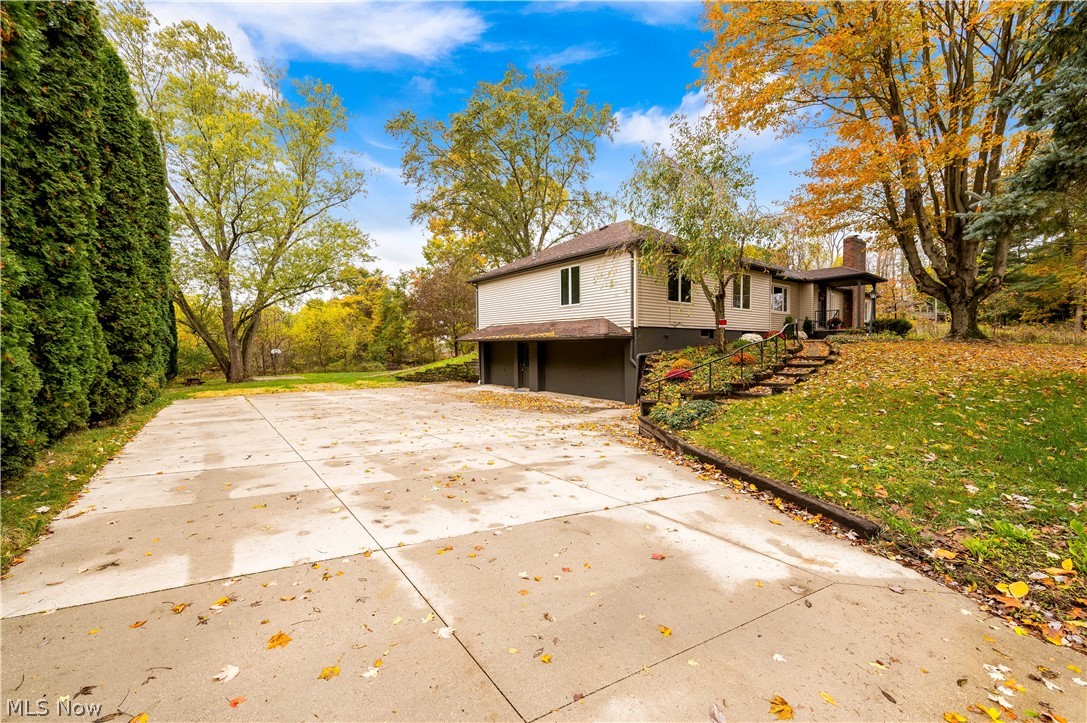 1774 Koons Road North Canton, OH 44720 - Photo 31 of 35