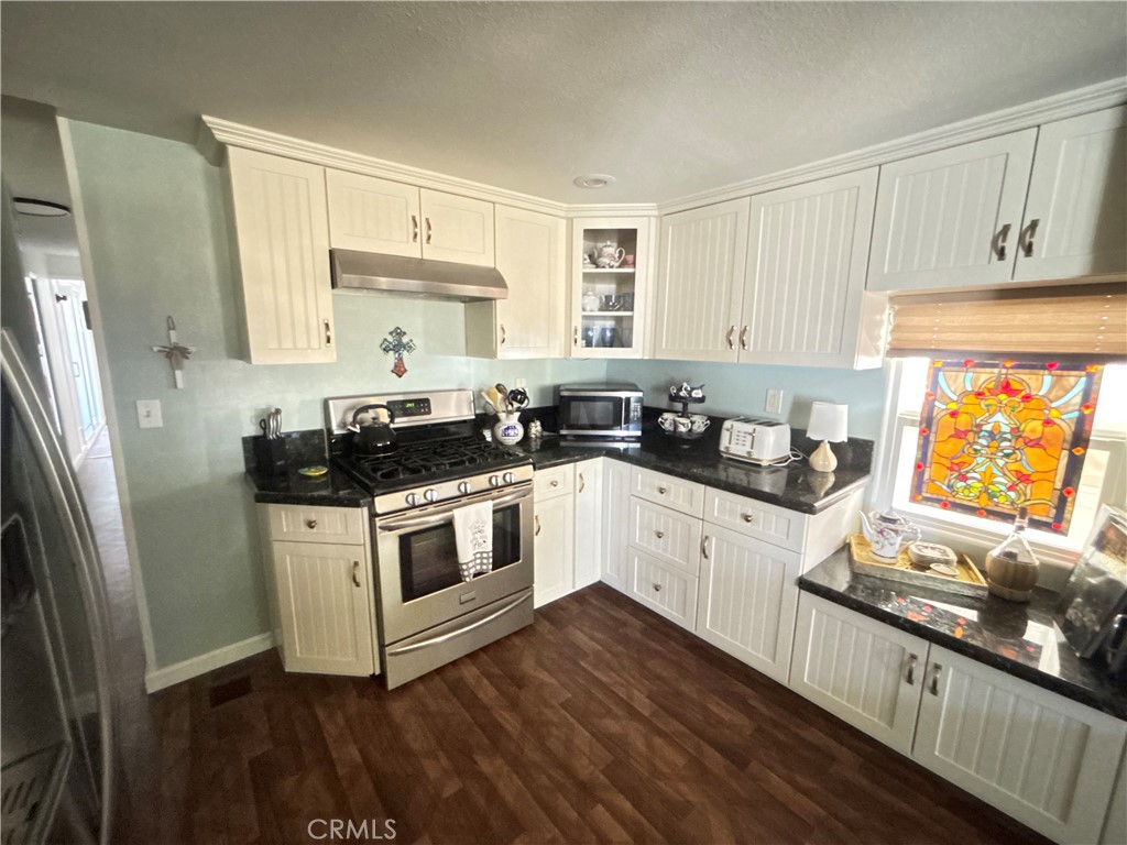 31130 South General Kearny Road, Unit 172 Temecula, CA 92591 - Photo 15 of 49 Kitchen