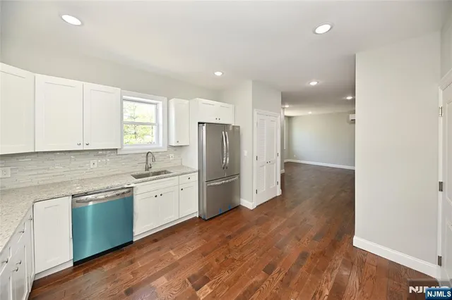 $1,850,000 | 59 Lincoln Avenue, Fair Lawn, NJ 07410