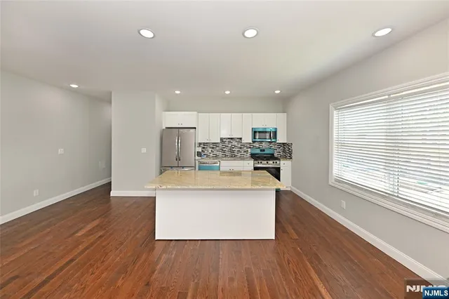 $1,850,000 | 59 Lincoln Avenue, Fair Lawn, NJ 07410