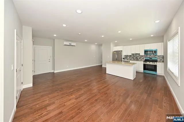 $1,850,000 | 59 Lincoln Avenue, Fair Lawn, NJ 07410