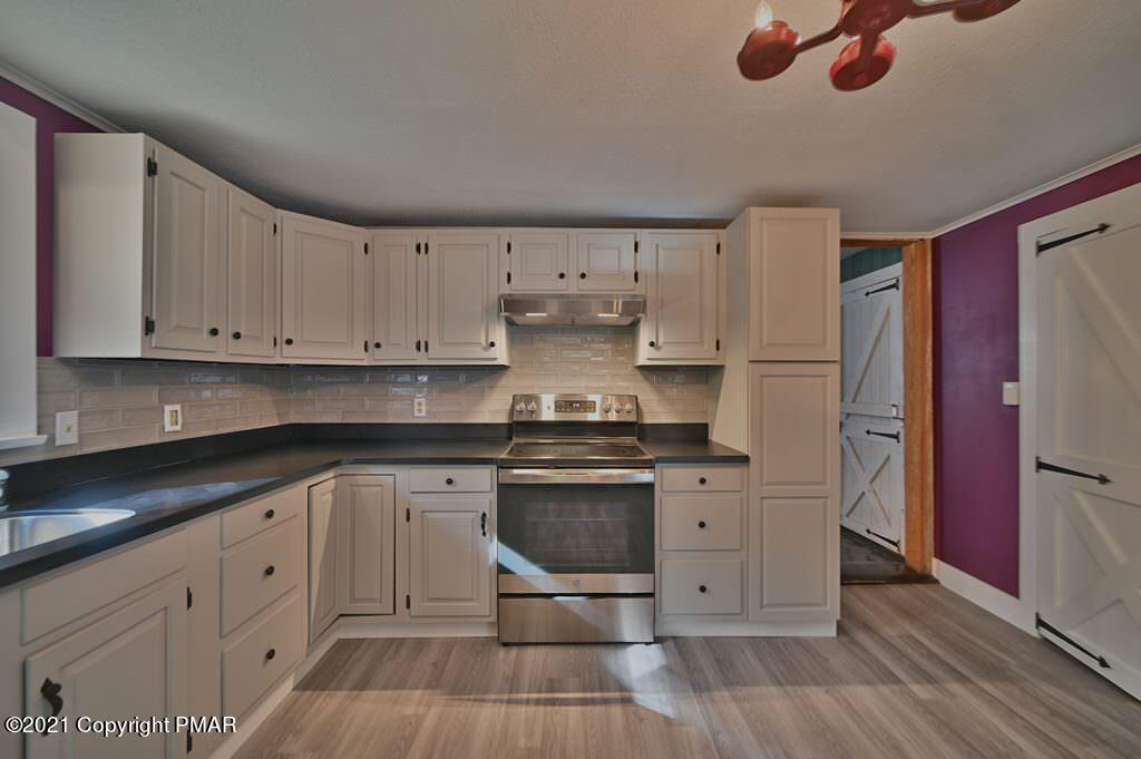210 McKay Road Henryville, PA 18332 - Photo 30 of 81 Kitchen