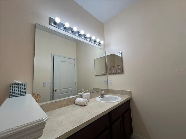 $2,317 | 2023 Great Falls Way, Orlando, FL 32824