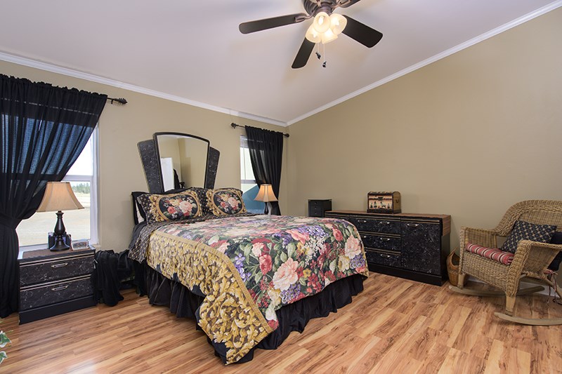 17606 South Brooks Road Cheney, WA 99004 - Photo 12 of 20 Gallery Image 12