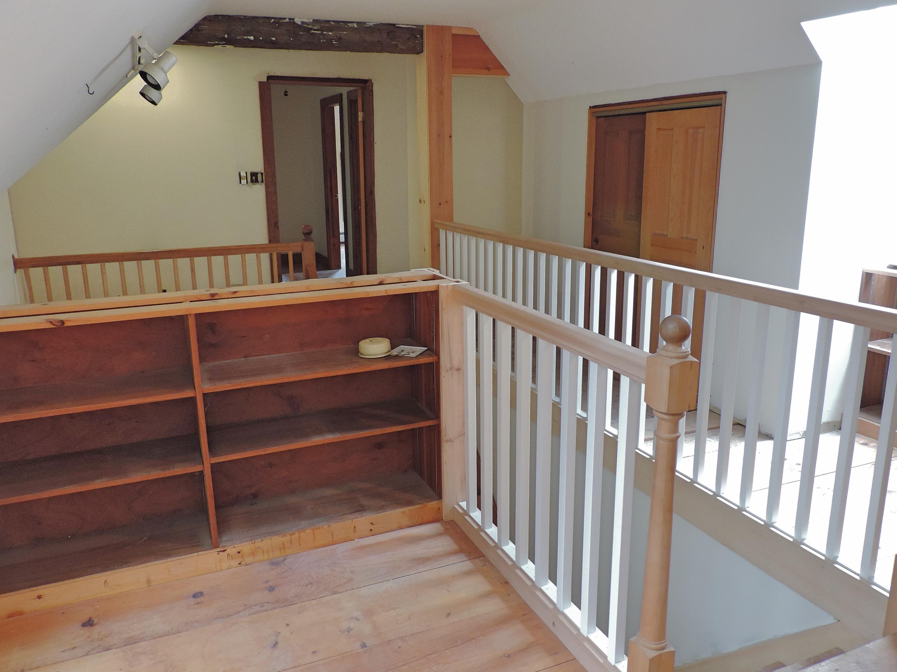 674 Goding Road Acton, ME 04001 - Photo 31 of 43 Upstairs Entry Way (2)