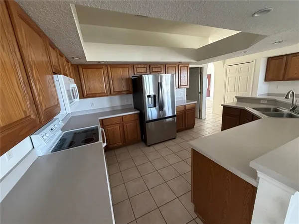 $3,500 | 7841 Belvoir Drive, Orlando, FL 32835