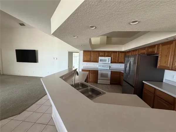 $3,500 | 7841 Belvoir Drive, Orlando, FL 32835