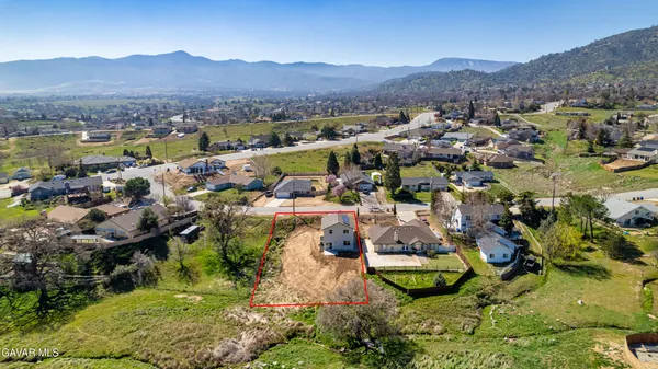 $439,900 | 21001 Carriage Drive, Tehachapi, CA 93561