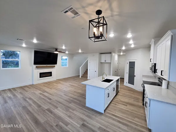 $439,900 | 21001 Carriage Drive, Tehachapi, CA 93561