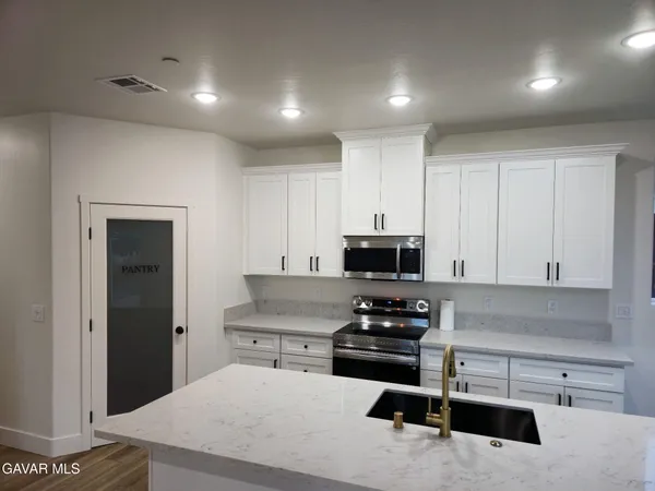 $439,900 | 21001 Carriage Drive, Tehachapi, CA 93561