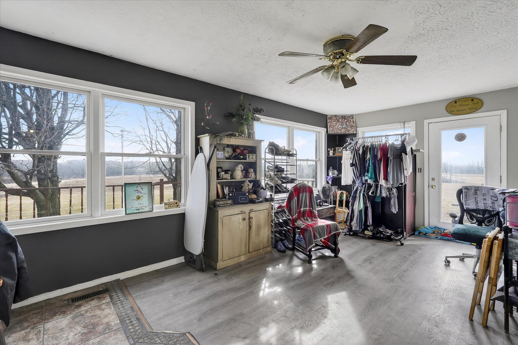 11677 Todhunter Road Leesburg, OH 45135 - Photo 11 of 47 21-11677TodHunterRd-017
