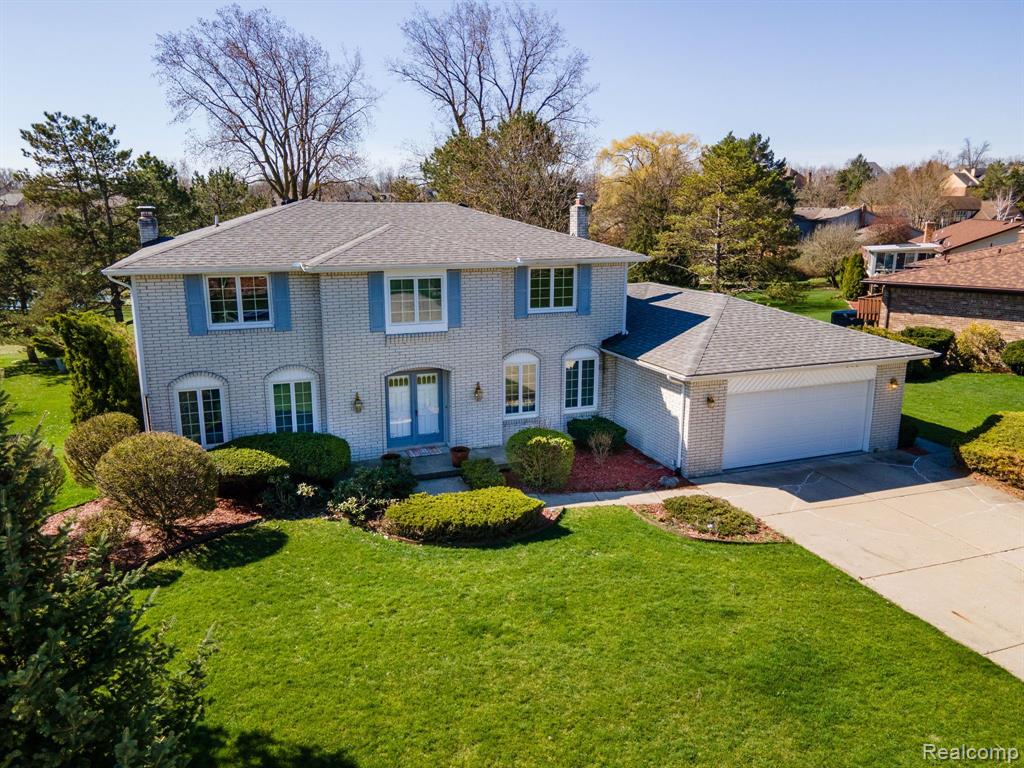 918 Langley Road Rochester Hills, MI 48309 - Photo 2 of 43