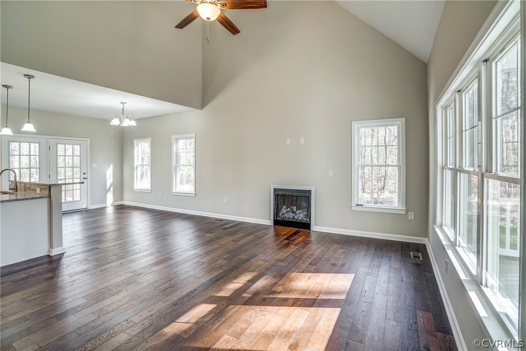 9421 Crumps Mill Road Quinton, VA 23141 - Photo 3 of 25 Vaulted Ceilings, Gas Fireplace, LVP Flooring, Bri