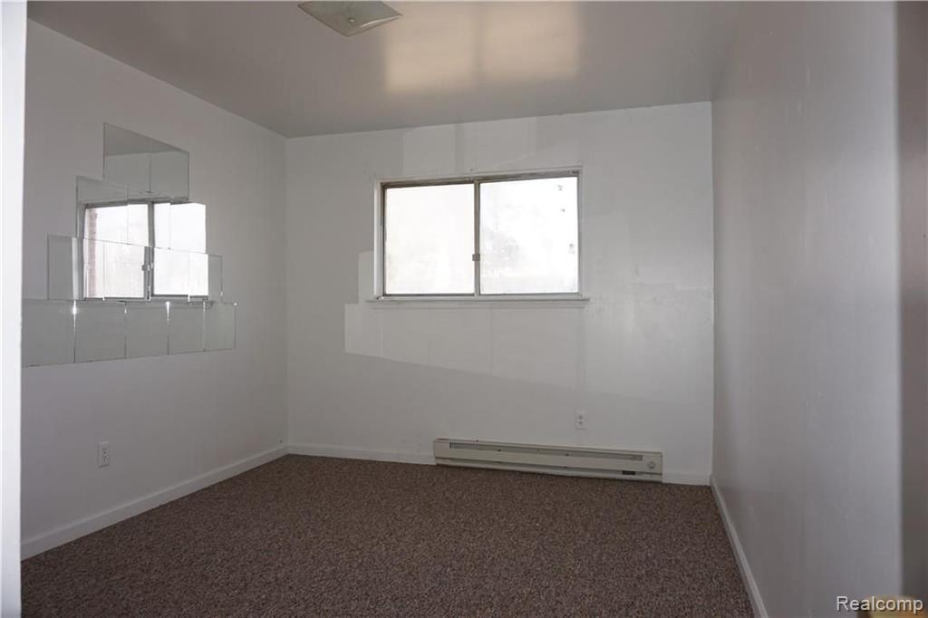 6920 Lakeshore Road Lexington, MI 48450 - Photo 5 of 16