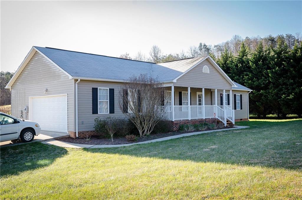 2184 Jay Clark Road Morganton, NC 28655 - Photo 1 of 36 Gallery Image 1