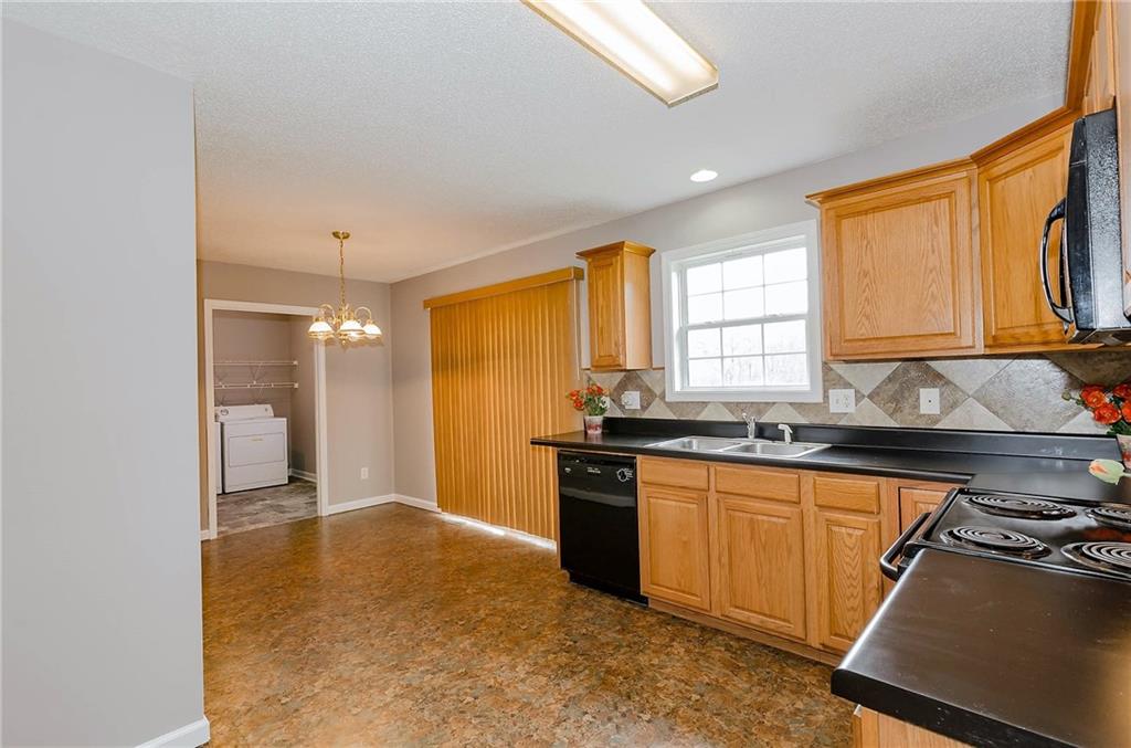 2184 Jay Clark Road Morganton, NC 28655 - Photo 6 of 36 Gallery Image 6