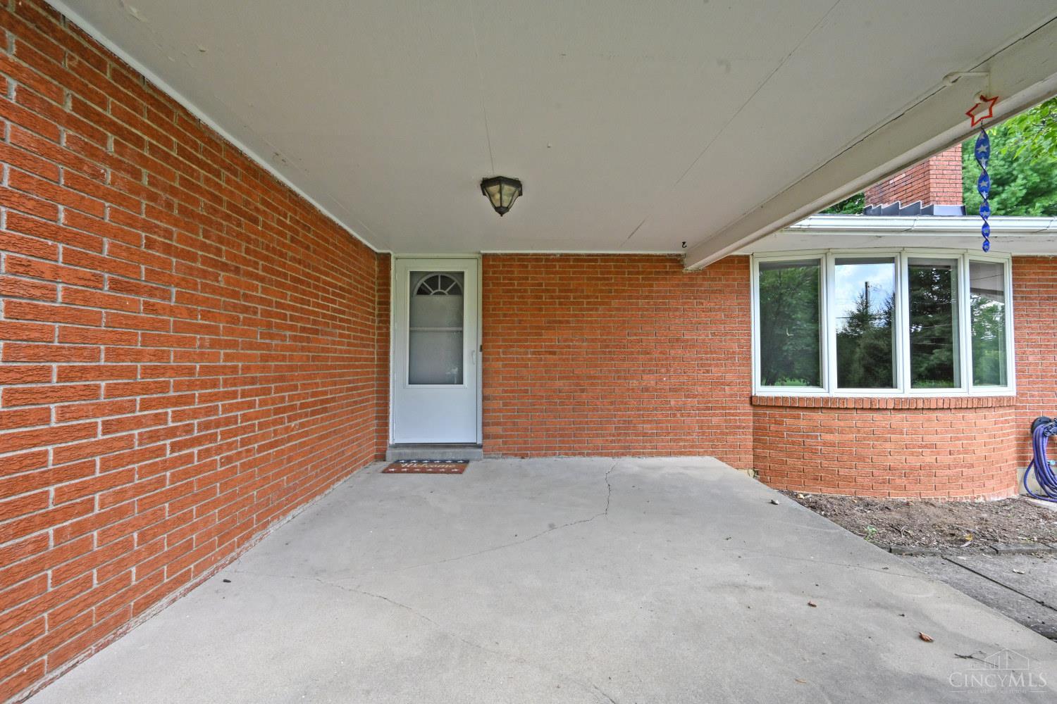 2300 Timberman Road Hamilton, OH 45013 - Photo 4 of 41