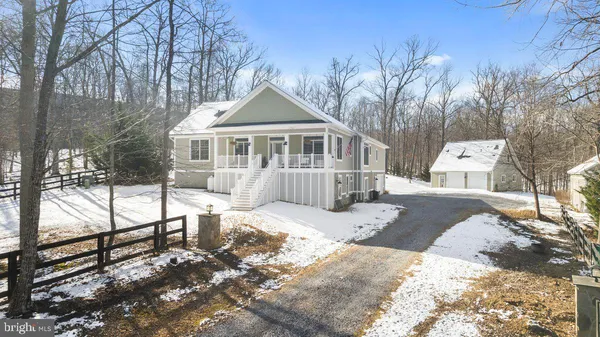 $949,900 | 328 Multnomah Lane, Harpers Ferry, WV 25425