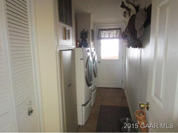 145 Humbert Road Crimora, VA 24431 - Photo 5 of 19 a view of entryway
