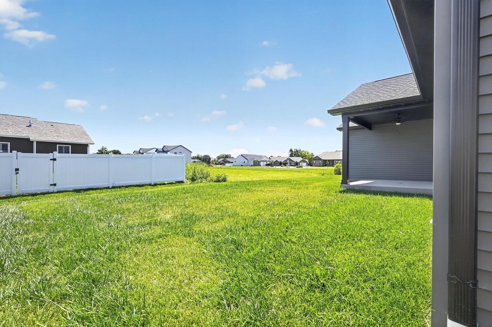 1704 Blenheim Drive Springfield, IL 62711 - Photo 7 of 52