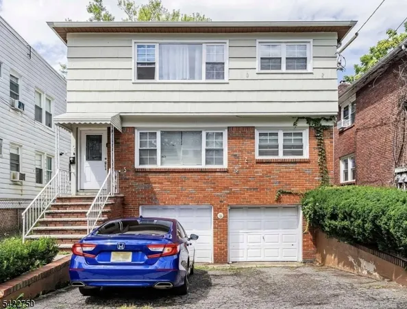 $2,400 | 105 Norwood Street, Newark, NJ 07106