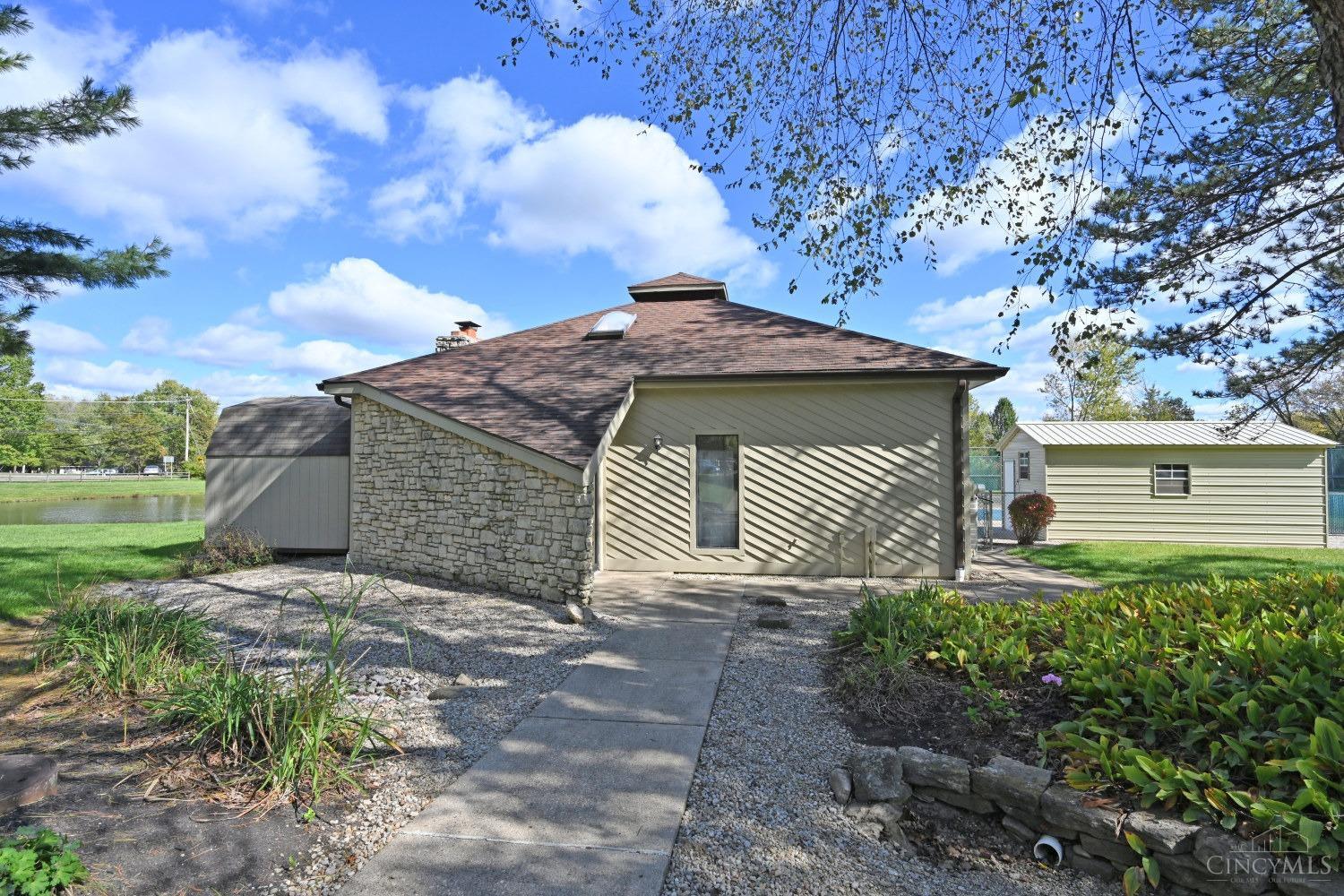 549 Davis Road, Unit 12 Cincinnati, OH 45255 - Photo 21 of 26 Gallery Image 21