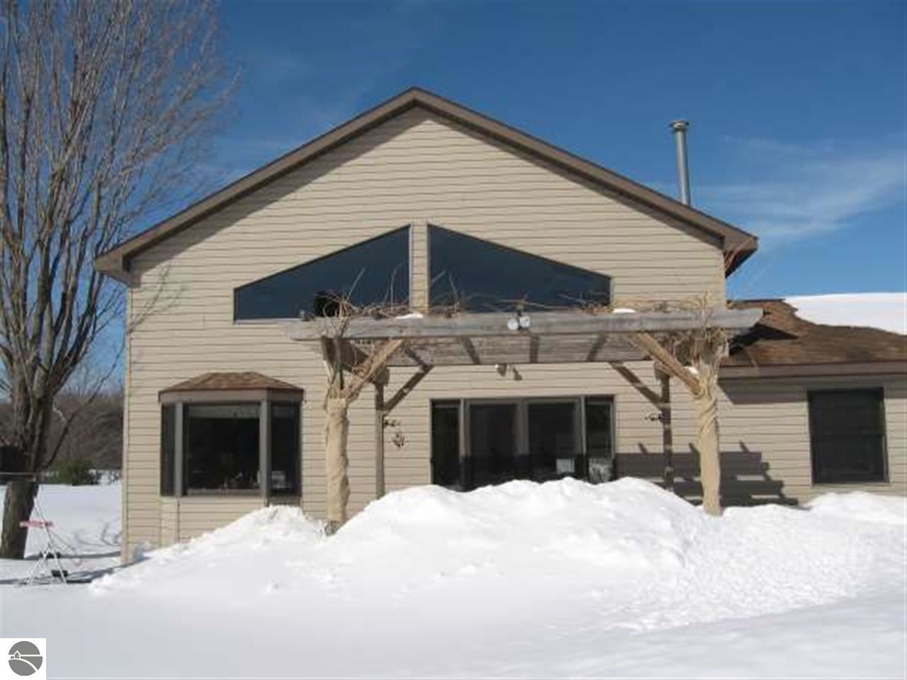 11355 Cedar Run Road Traverse City, MI 49684 - Photo 13 of 39 1781156-12.JPG