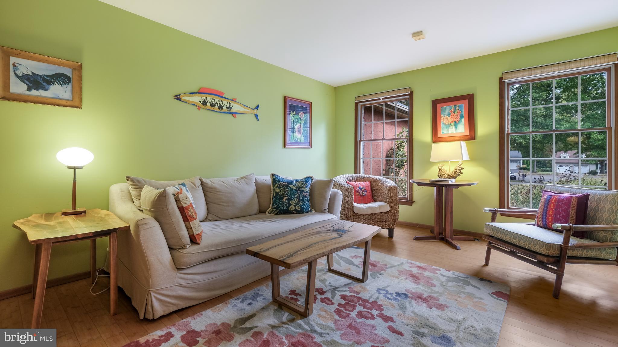 272 Foxchase Lane Doylestown, PA 18901 - Photo 11 of 47 Living Room