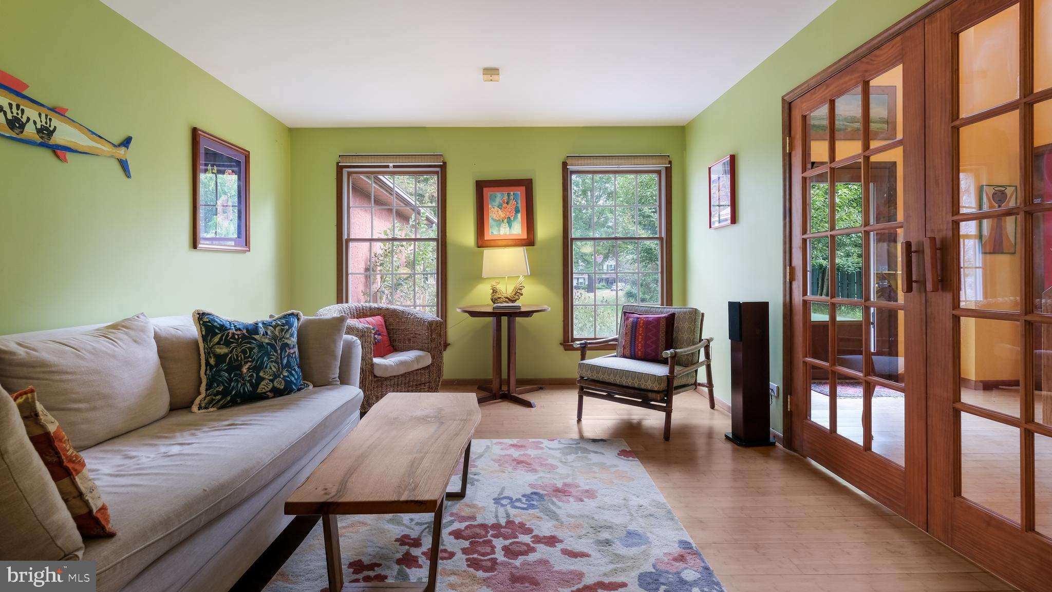 272 Foxchase Lane Doylestown, PA 18901 - Photo 12 of 47 Living Room