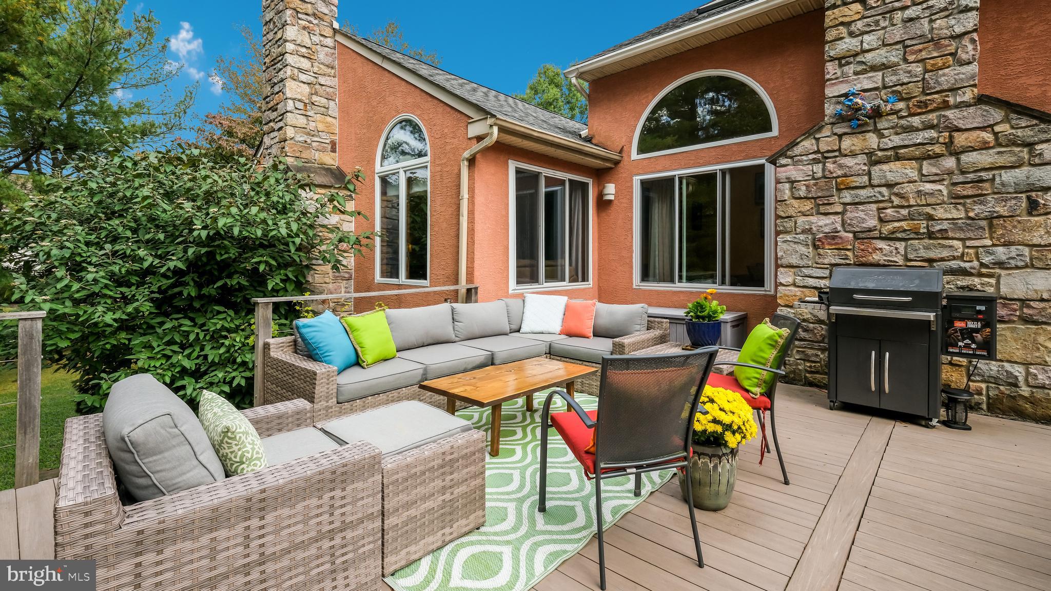 272 Foxchase Lane Doylestown, PA 18901 - Photo 39 of 47 Back Deck