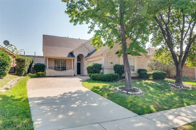 $2,595 | 2414 Brittany Drive, Rowlett, TX 75088