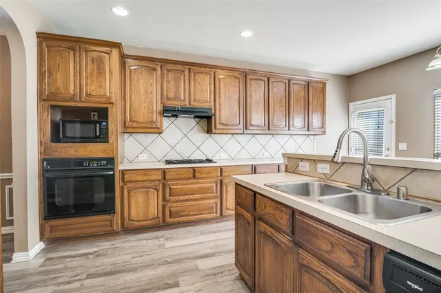 $2,595 | 2414 Brittany Drive, Rowlett, TX 75088