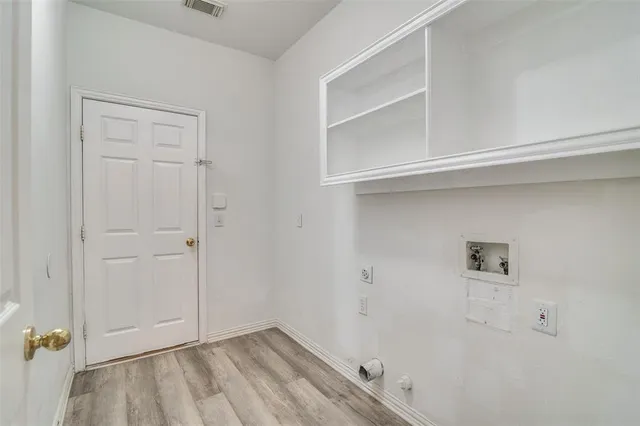 $2,595 | 2414 Brittany Drive, Rowlett, TX 75088