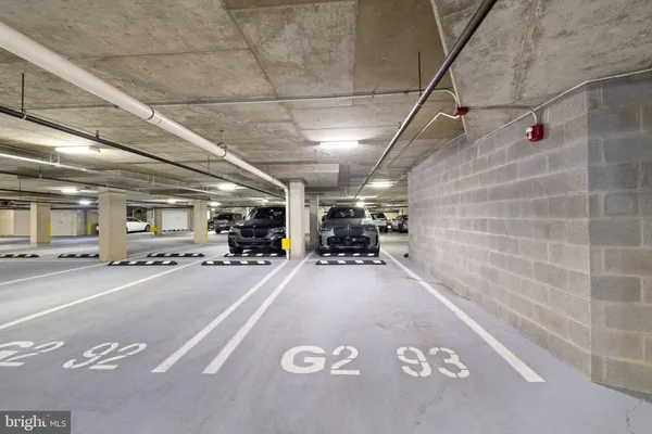 $1,000,000 | 1450 Emerson Avenue, Unit G044, McLean, VA 22101