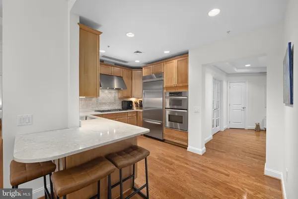 $1,000,000 | 1450 Emerson Avenue, Unit G044, McLean, VA 22101