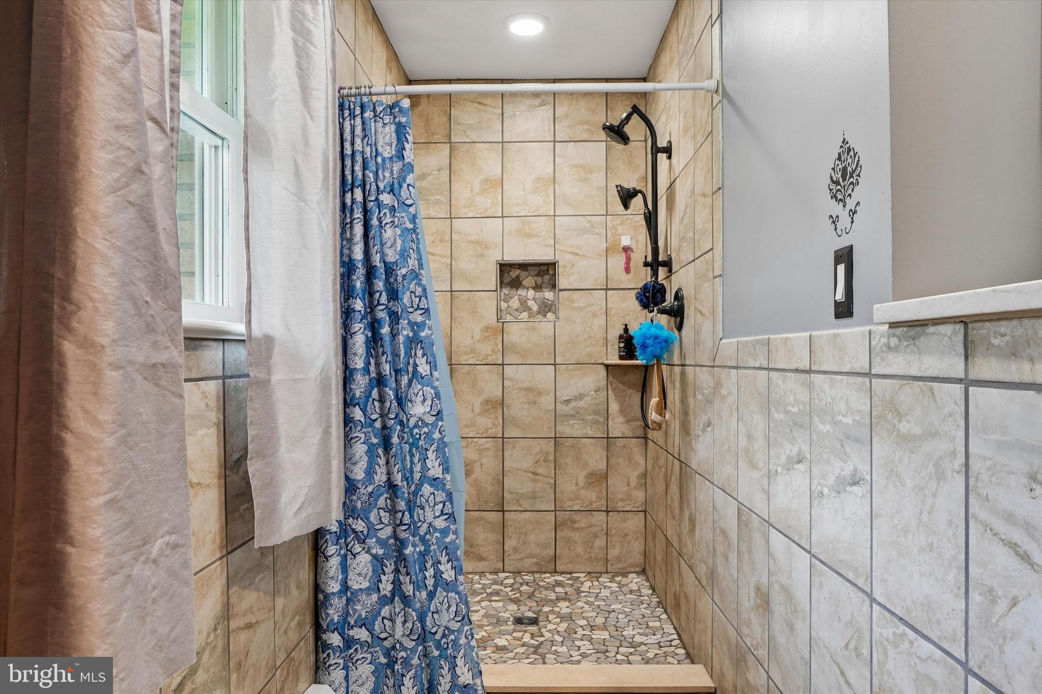 2380 Winding Road Quakertown, PA 18951 - Photo 24 of 35