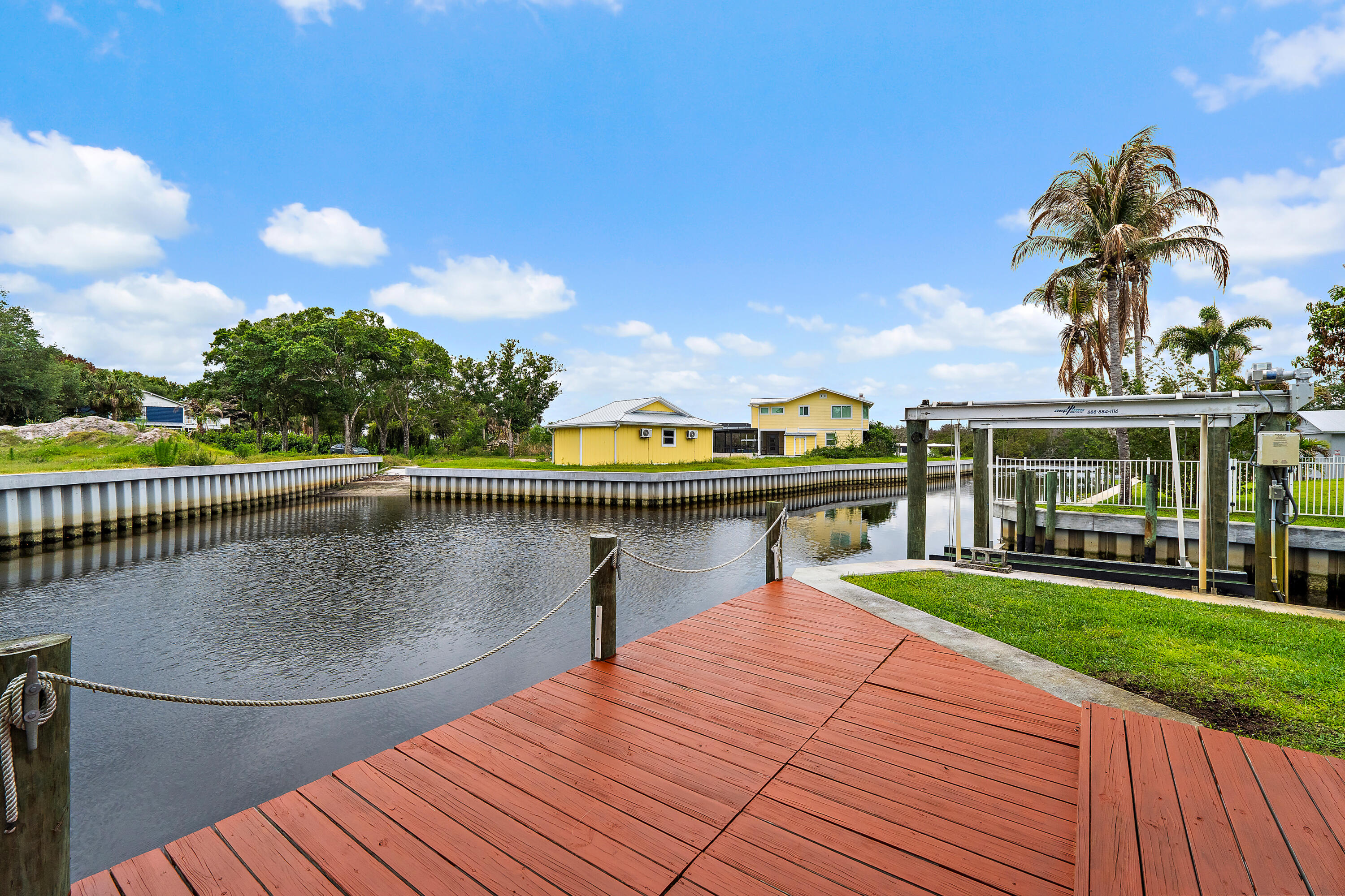 715 Southwest Rustic Circle Stuart, FL 34997 - Photo 12 of 15 046-715SWRusticCir-Stuart-FULL