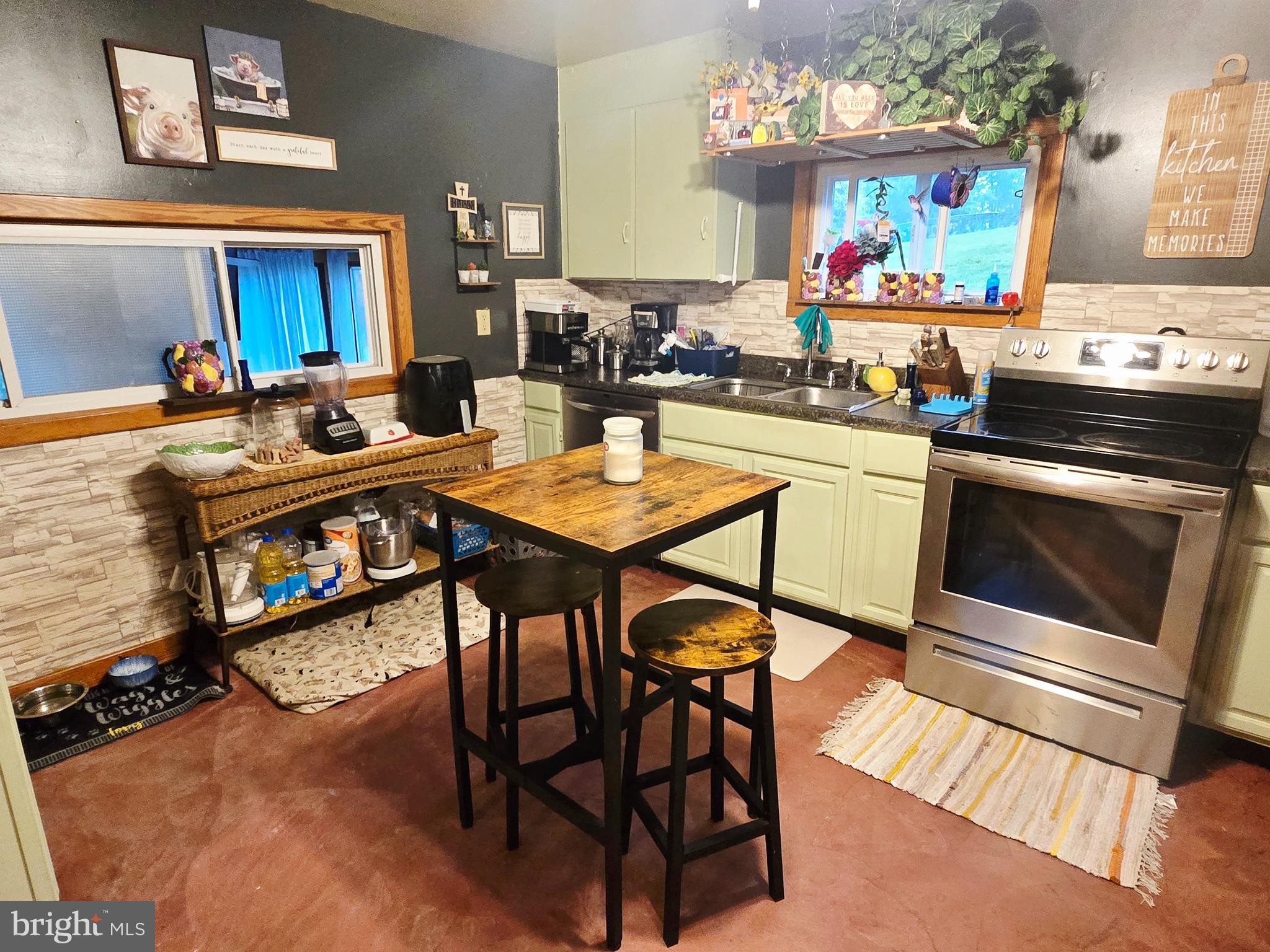 13208 Frantz Hollow Road Cumberland, MD 21502 - Photo 4 of 23 The cutest kitchen!
