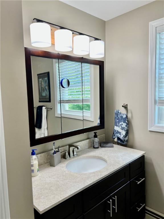 68 Fox Run Cranston, RI 02921 - Photo 32 of 50 master bath