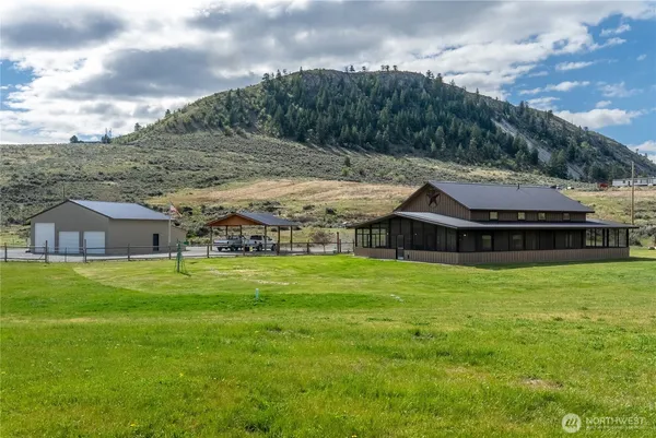 $585,000 | 30 Horizon Drive, Tonasket, WA 98855