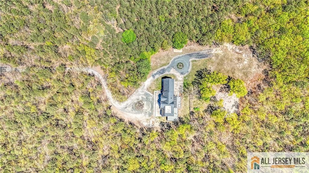 381 Monmouth Road Freehold, NJ 07728 - Photo 7 of 63