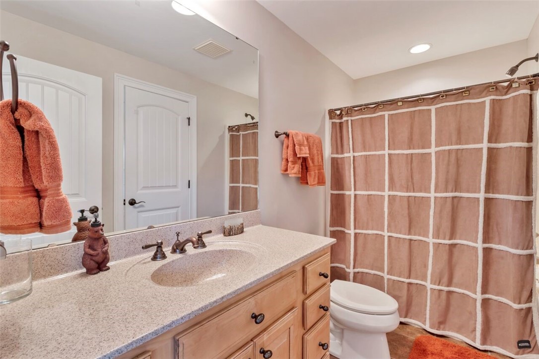 127 Woods Drive, Unit WEST UNION West Union, SC 29696 - Photo 23 of 45 Gallery Image 23