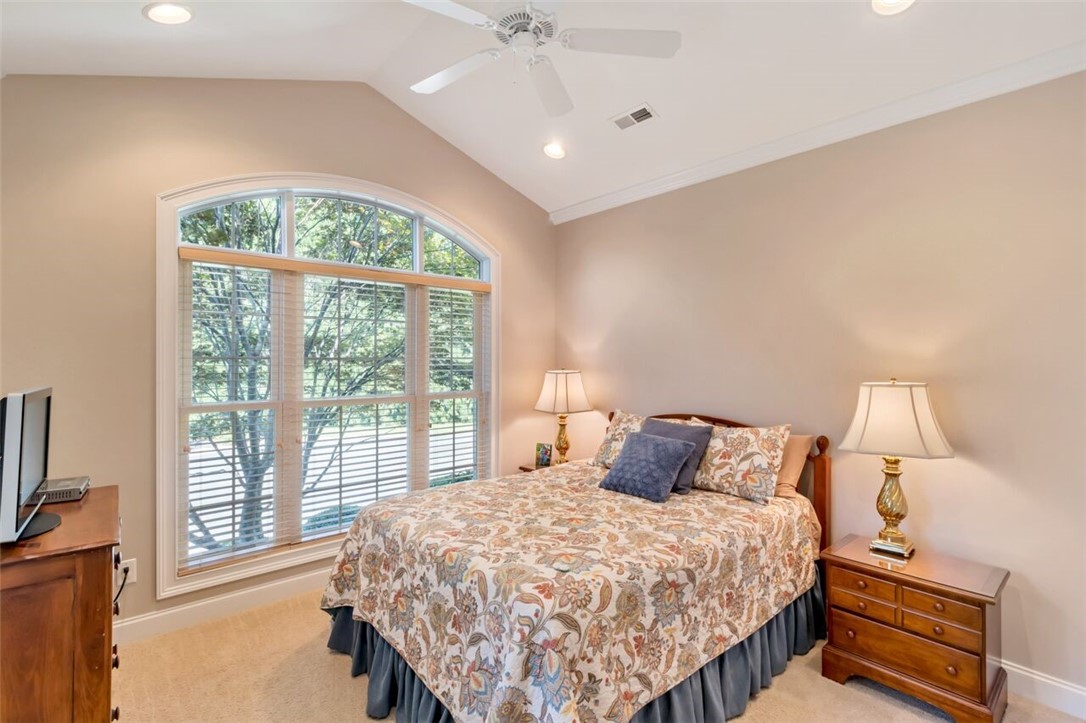 127 Woods Drive, Unit WEST UNION West Union, SC 29696 - Photo 26 of 45 Gallery Image 26