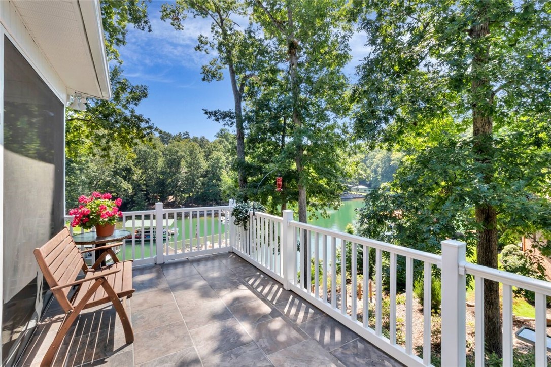 127 Woods Drive, Unit WEST UNION West Union, SC 29696 - Photo 3 of 45 Gallery Image 3