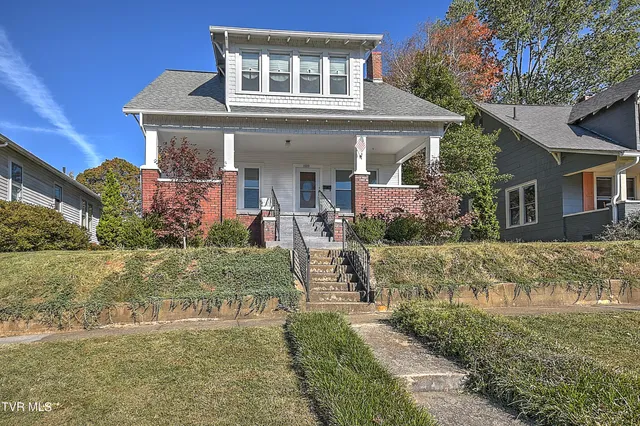 $249,000 | 1009 Lawrence Avenue, Bristol, VA 24201