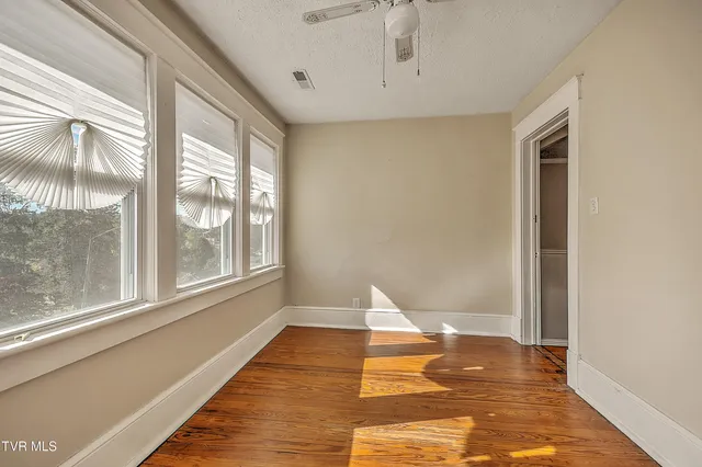 $249,000 | 1009 Lawrence Avenue, Bristol, VA 24201